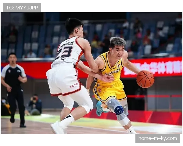 对抗强度提升导致伤病频发 阵容深度影响攻防连续性 对抗强度提升导致伤病频发 阵容深度影响攻防连续性